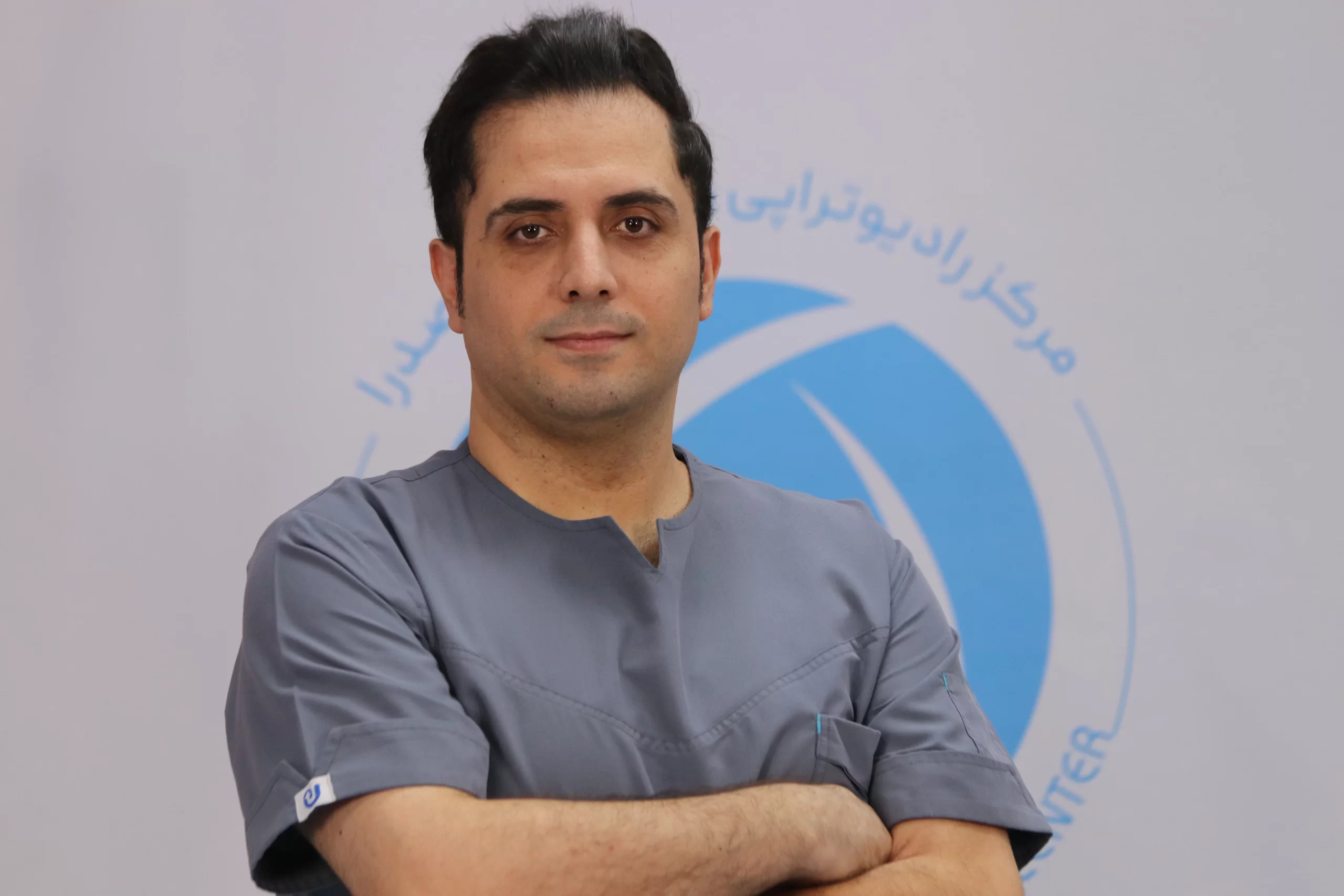هادی طهرانی